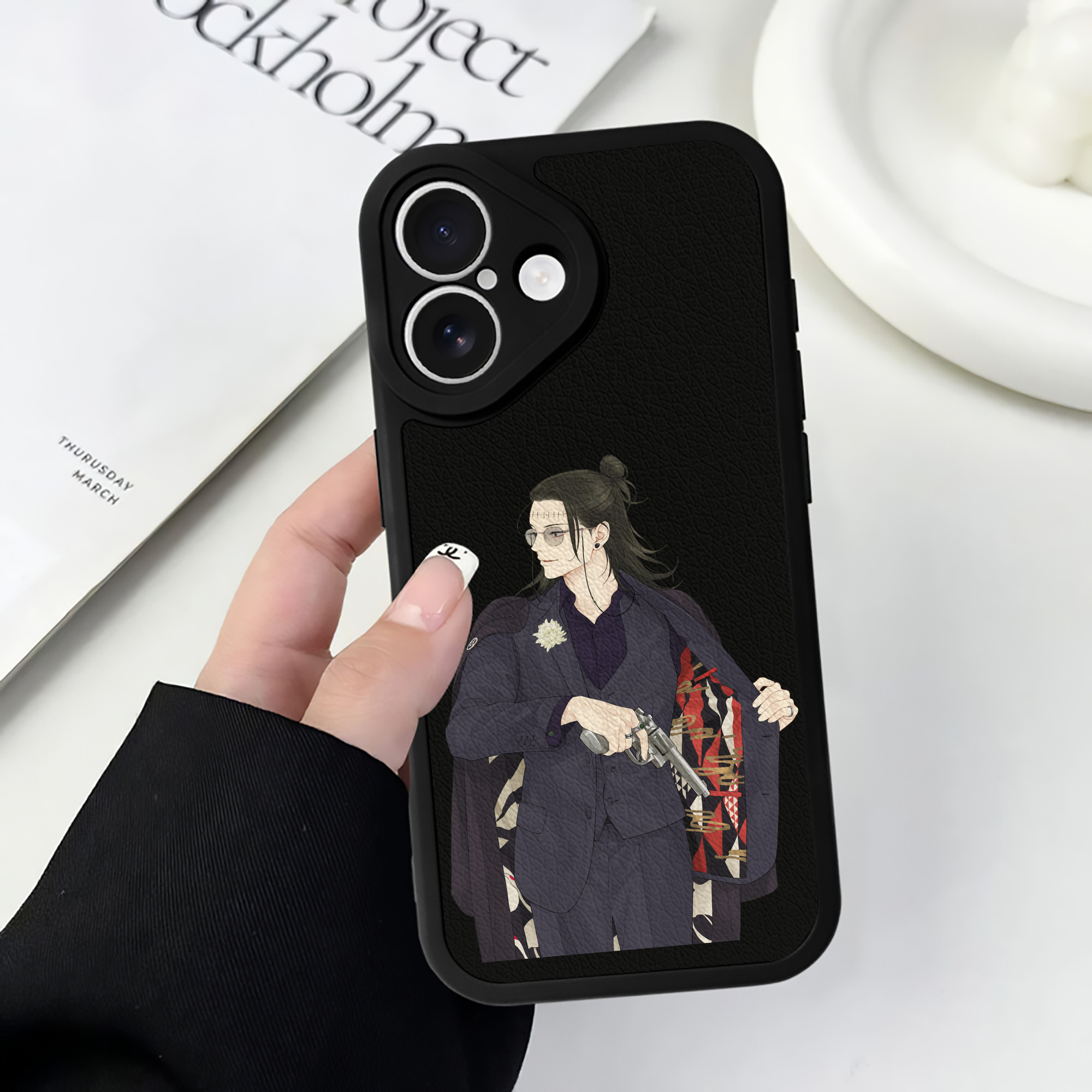 （画像用） 呪術廻戦 Jujutsu Kaisen 【iPhone 16シリーズ対応】シリコンスマホケース（レザー調） 材質：シリコン